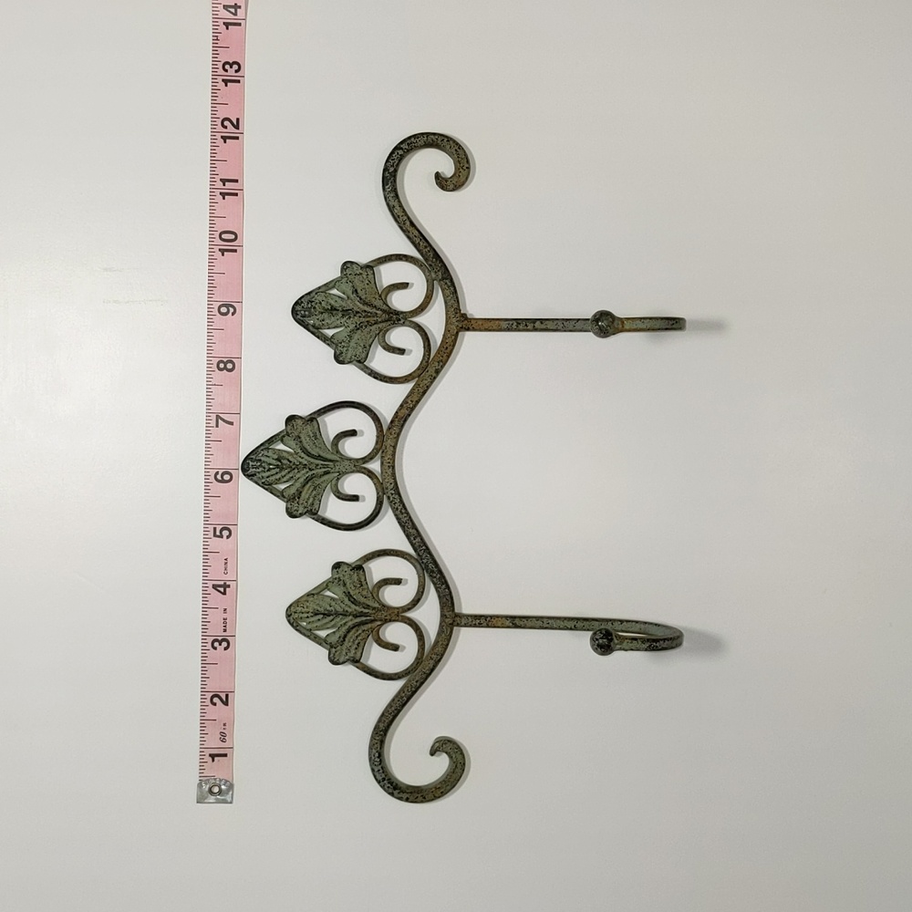 Green metal wall hooks hanging organization three seafoam mint rustic used